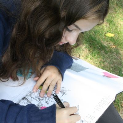 HannahPeschar27)