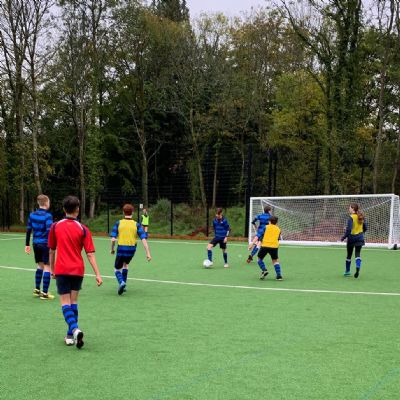 HouseFootbal2)