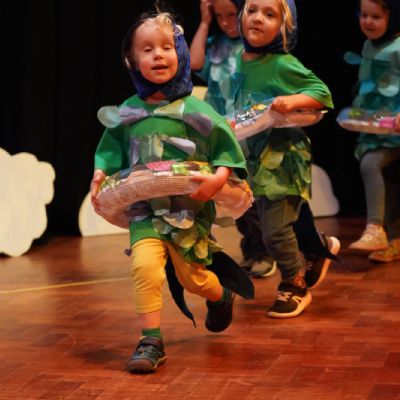 Pre-prepDanceShow76)