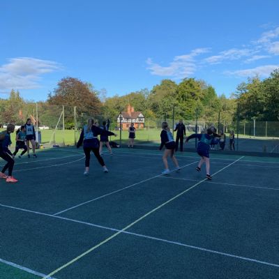AJNetball8)