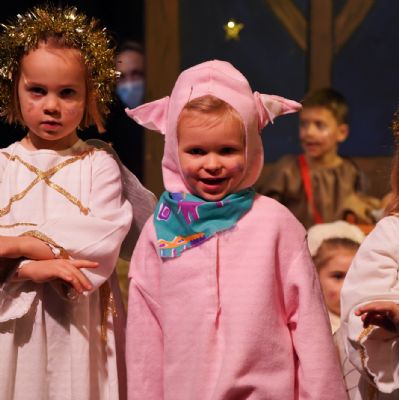 Nativity122)