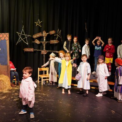 Nativity125)