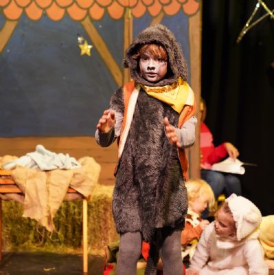 Nativity216)