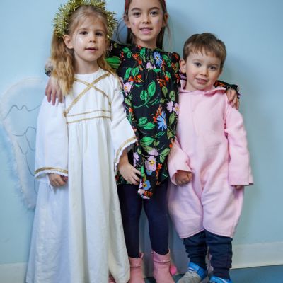 Nativity249)