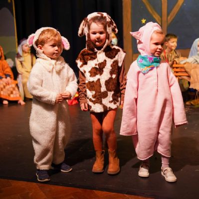 Nativity276)