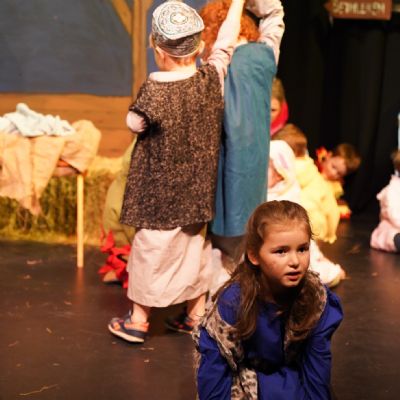 Nativity77)