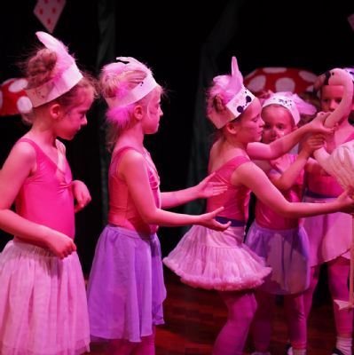 Pre-prepDanceShow70)