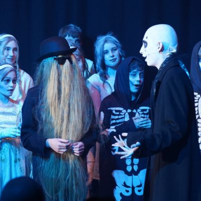 TheAddamsFamily125)2)