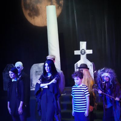 TheAddamsFamily48)2)
