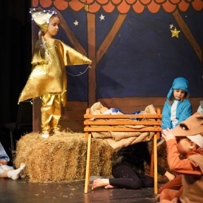 Nativity101)