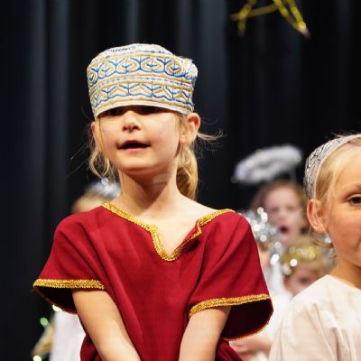 Nativity113)