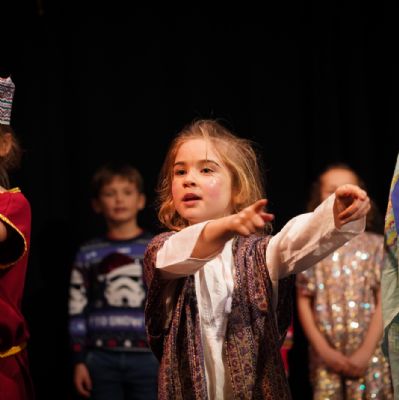Nativity124)