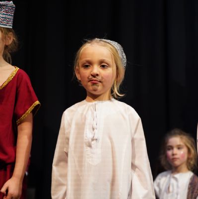 Nativity180)