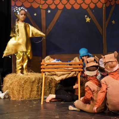 Nativity35)