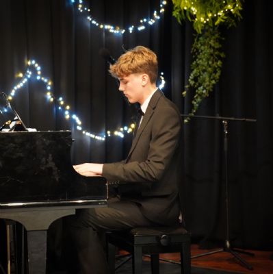 Year11Leavers'ConcertandDinner14)