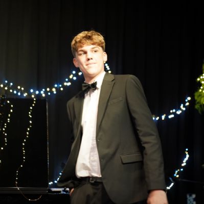 Year11Leavers'ConcertandDinner31)